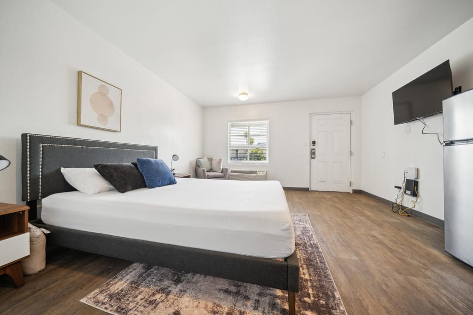 Spectra Paradise 408 I Spacious Studio Apartment in Paradise