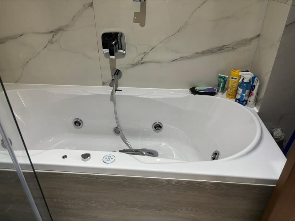 Shower, Bathroom, Bath