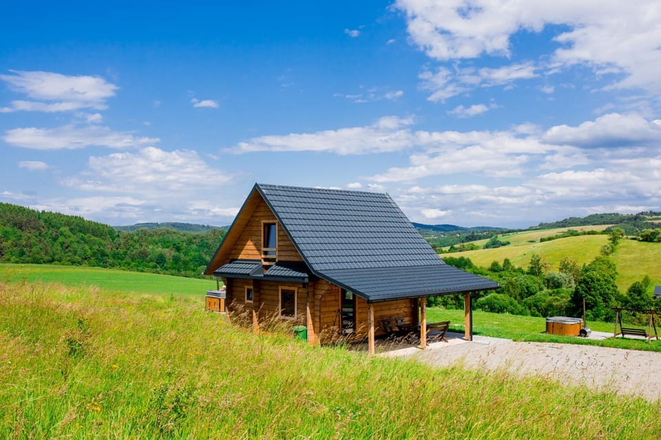 Property building, Natural landscape, Mountain view