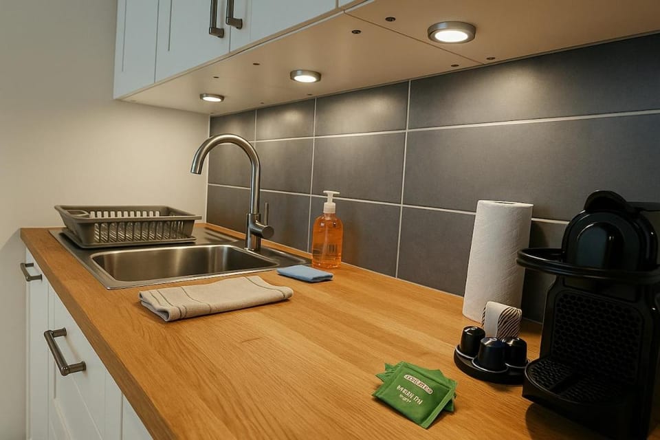 Coffee/tea facilities, Kitchen or kitchenette