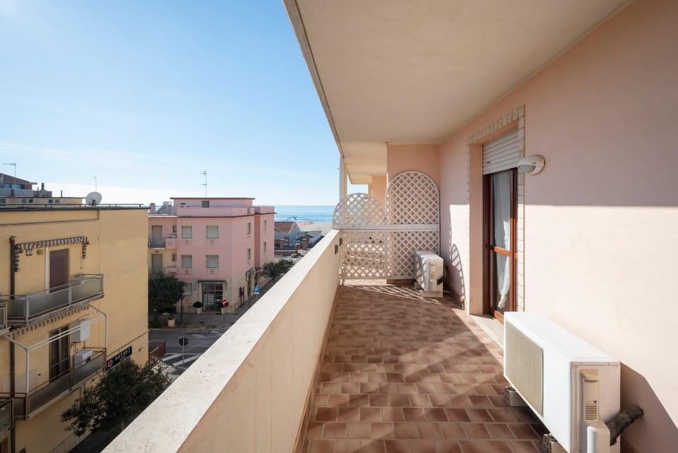 View (from property/room), Balcony/Terrace