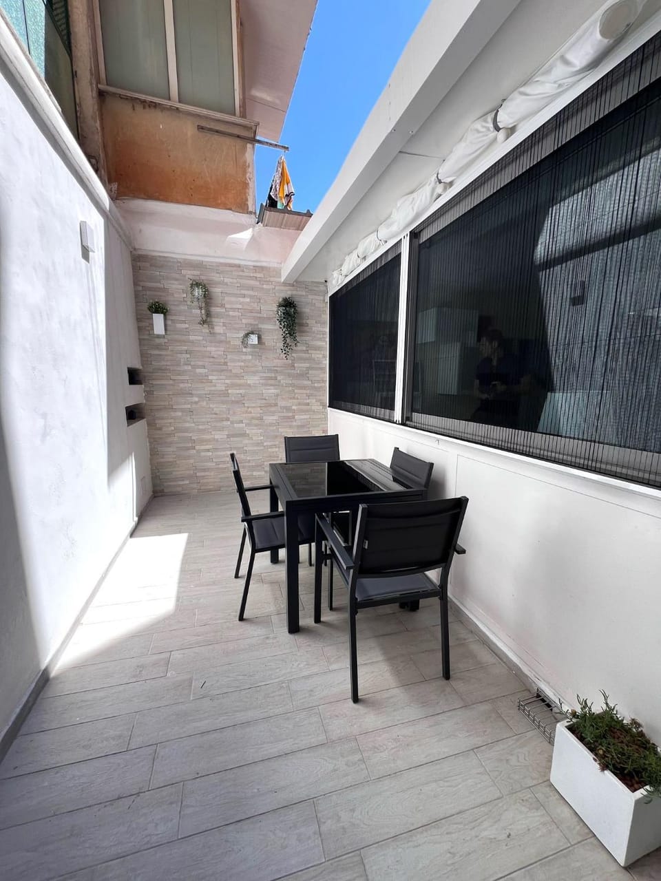 Patio, Balcony/Terrace