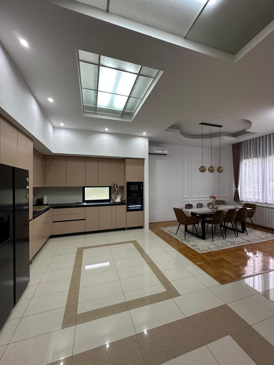 Kitchen or kitchenette, Dining area, dishwasher, oven, stove