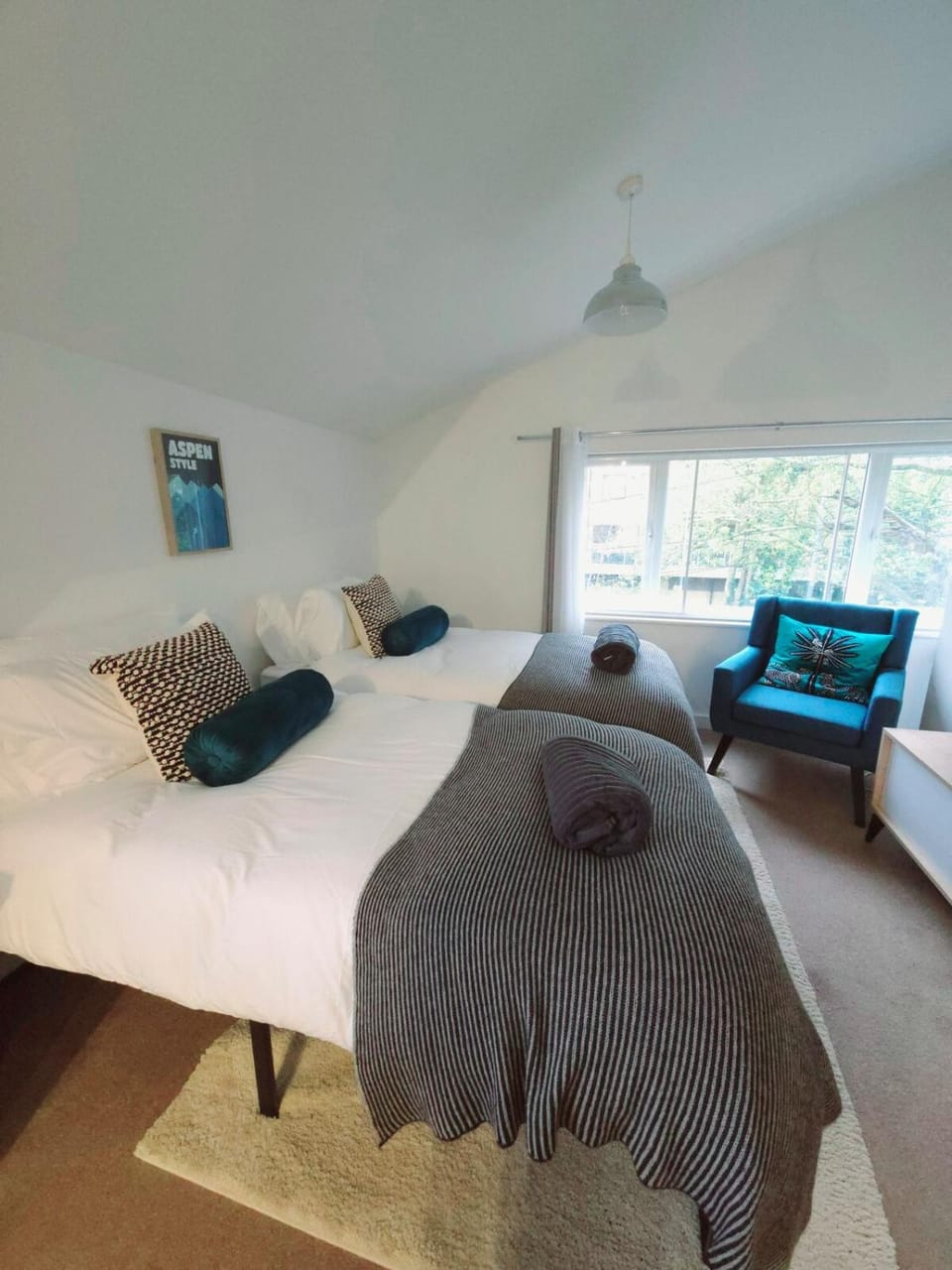 Photo of the whole room