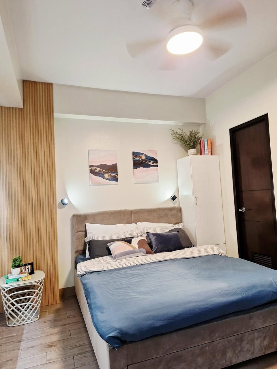 Studio 7C at One Regis Apartment hotel in Bacolod