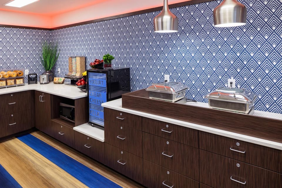 Breakfast, Buffet breakfast