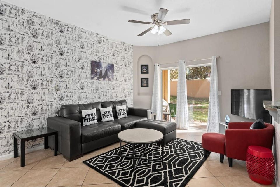 Star Wars Retreat at Regal Palms Sage Vacations Country House in Four Corners