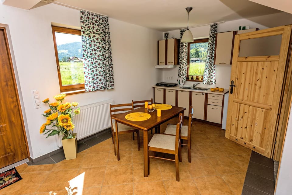 Kitchen or kitchenette, Living room, Dining area