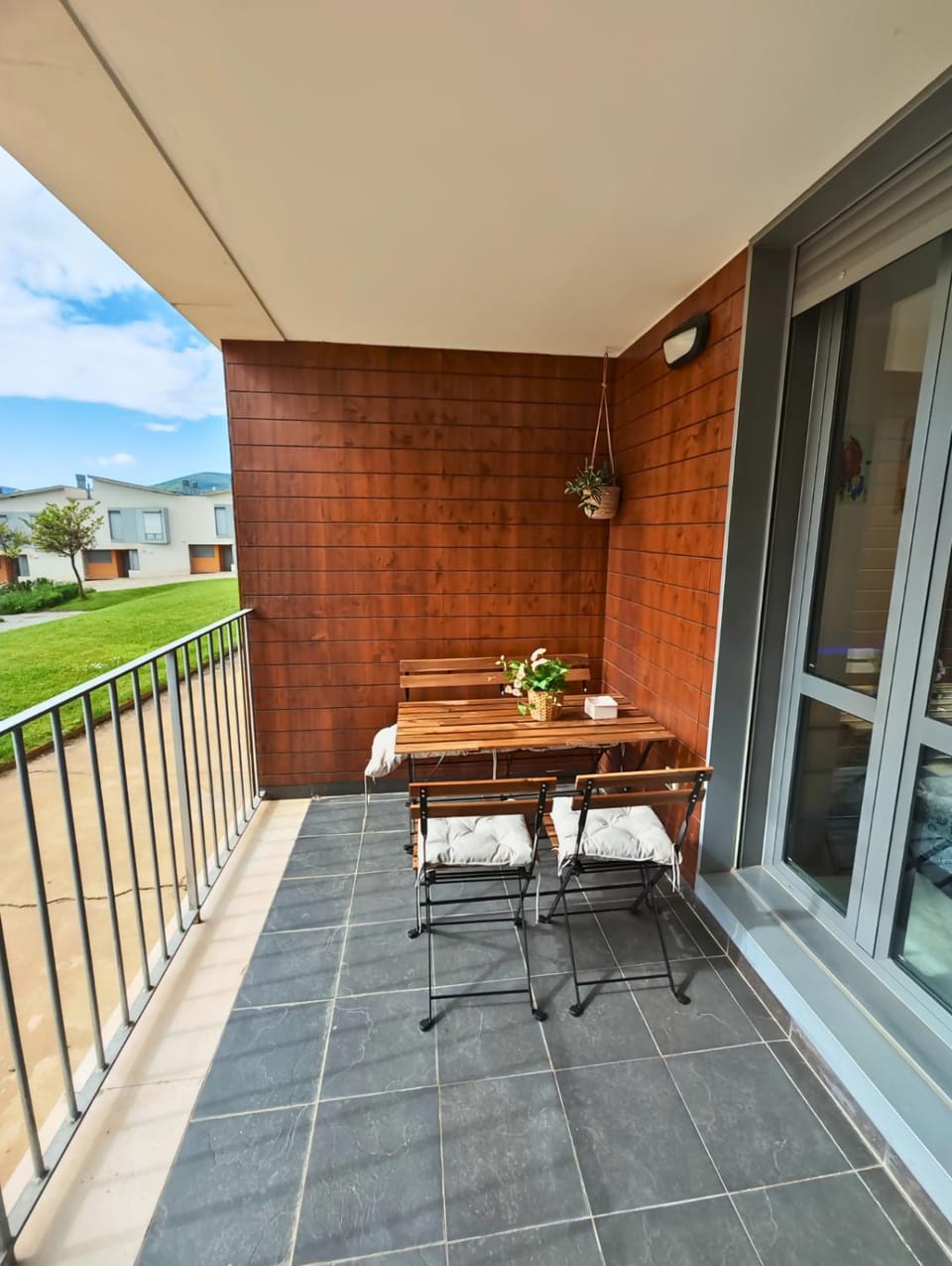 Apartamento Balaitús: Las Margas Golf Apartment in Aragon
