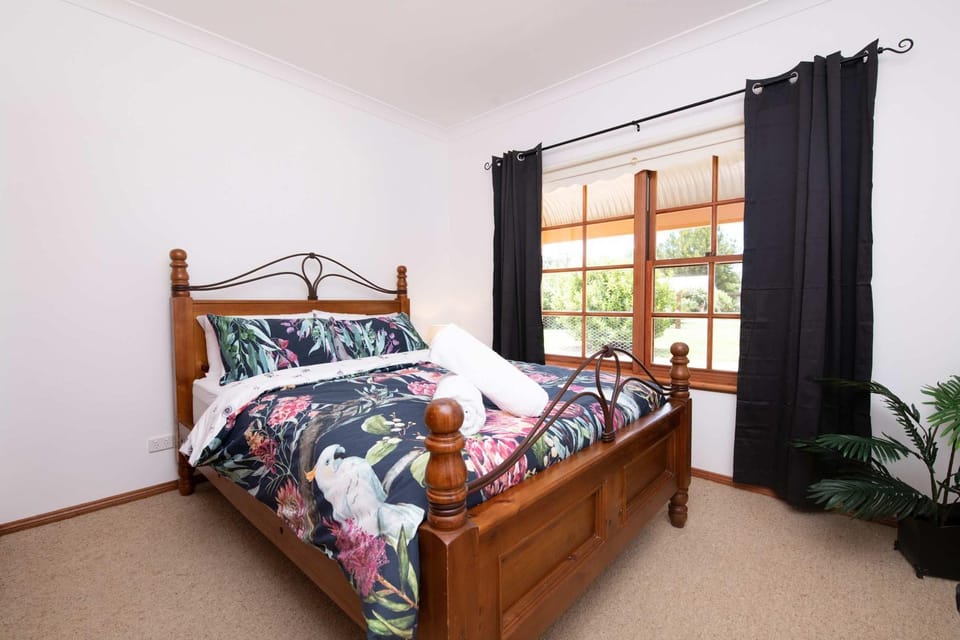 Thornleigh Cottage - Countryside Escape House in Canobolas