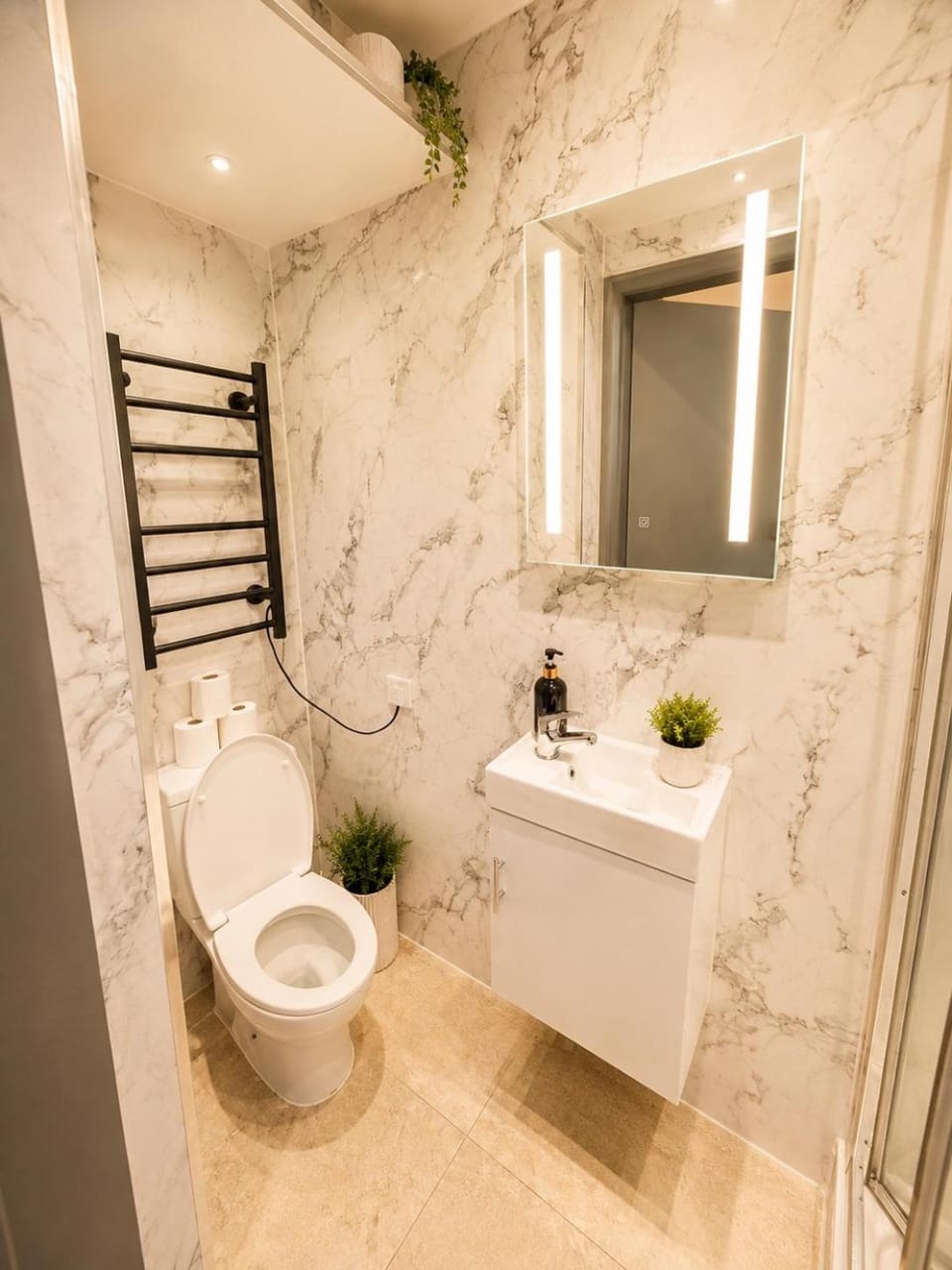 Wood Green Studios to Central London House in London