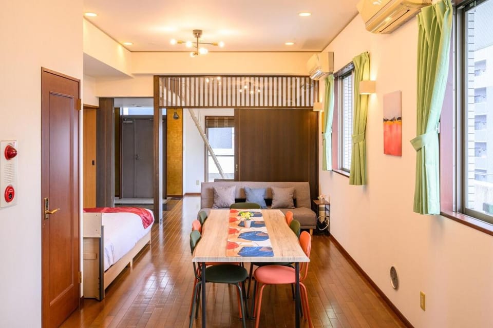 Living room, Photo of the whole room