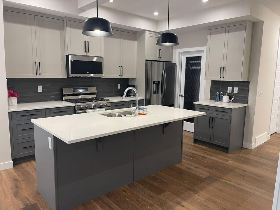 Full AC Brand New House with 3 Bedroom House in Airdrie