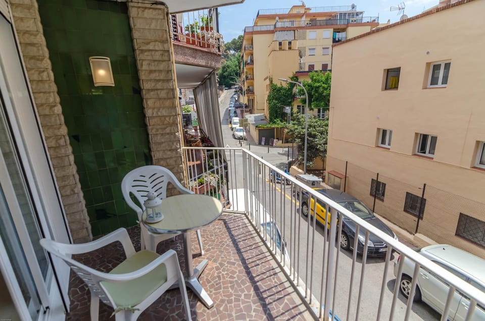 Facade/entrance, Balcony/Terrace, Balcony/Terrace, Street view
