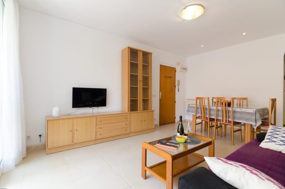 Blue Waves Puntaires Apartment in Lloret de Mar