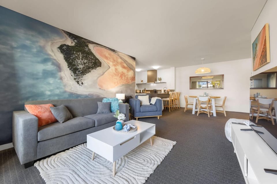 Stylish 2-Bedroom Apartment in the Heart of Perth Apartment in Perth