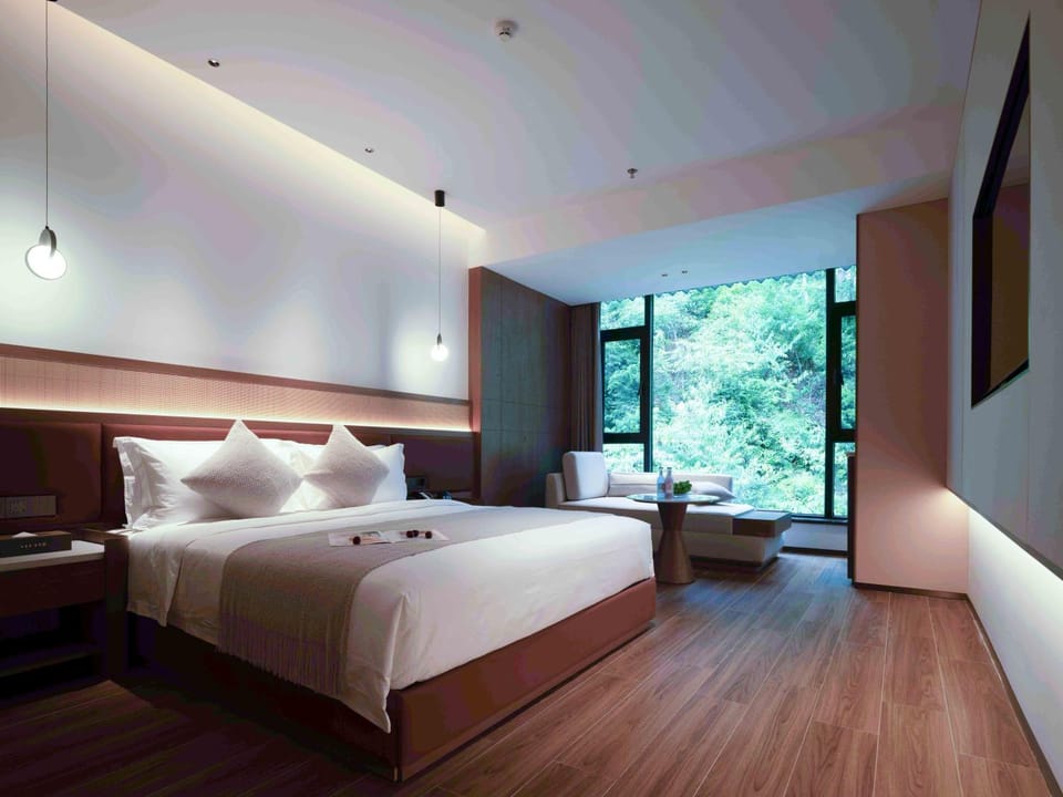 张家界四季来溪畔酒店Zhangjiajie Four Seasons Lai Hotel Hotel in Hubei
