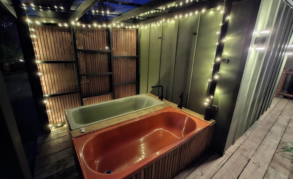Open Air Bath, Bath