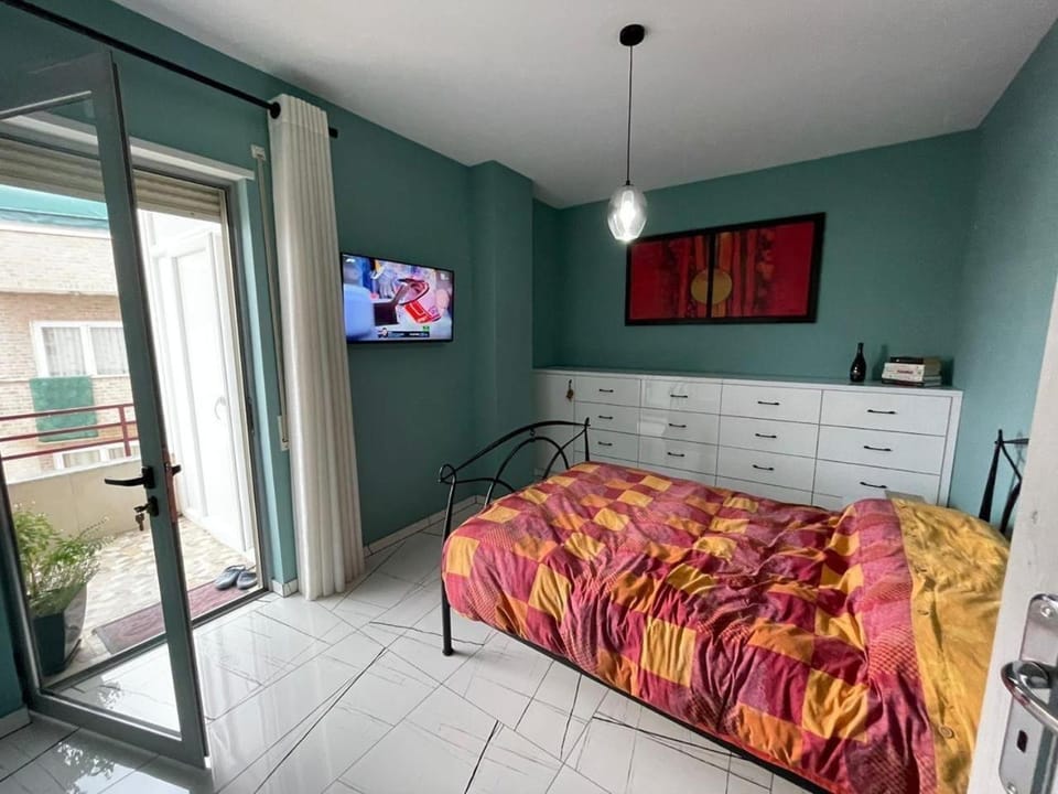Cosy lake view flat Apartment in Tirana