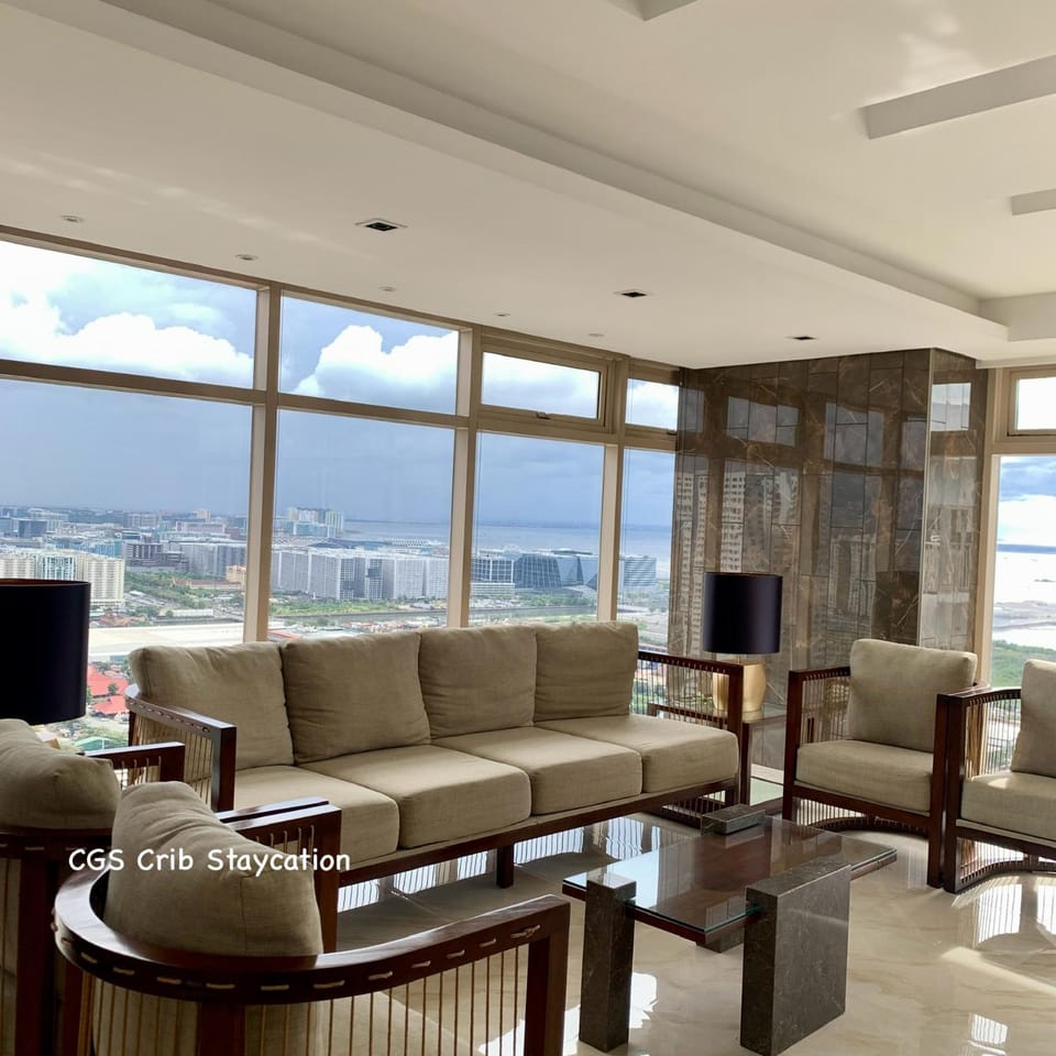 Coast Residences CGS Crib Staycation Apartment in Pasay