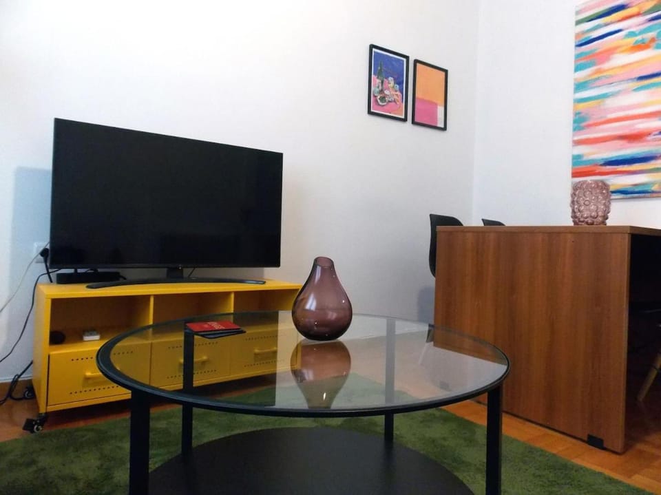 TV and multimedia, Living room