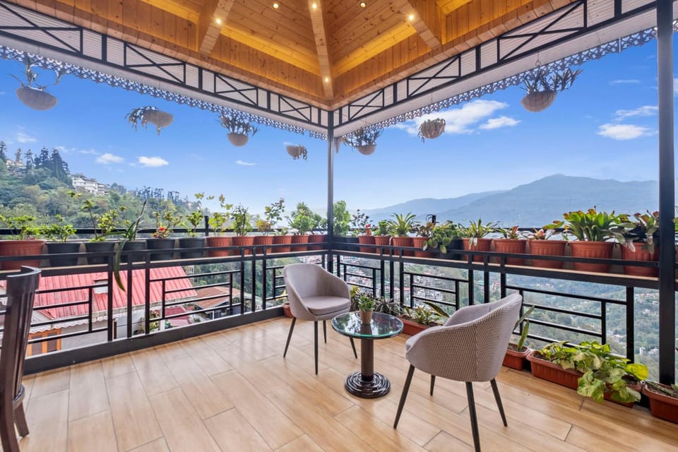 Restaurant/places to eat, Natural landscape