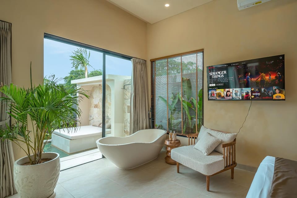 Villa Seabel - AYO 5, Chic 2BR Tropical Getaway in Seseh, Close to Beach Villa in Mengwi