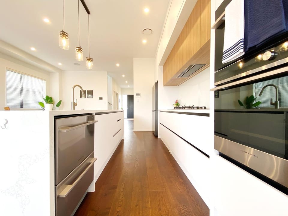 Spacious 370sqm New Home, Longhorn Dr Retreat House in Auckland