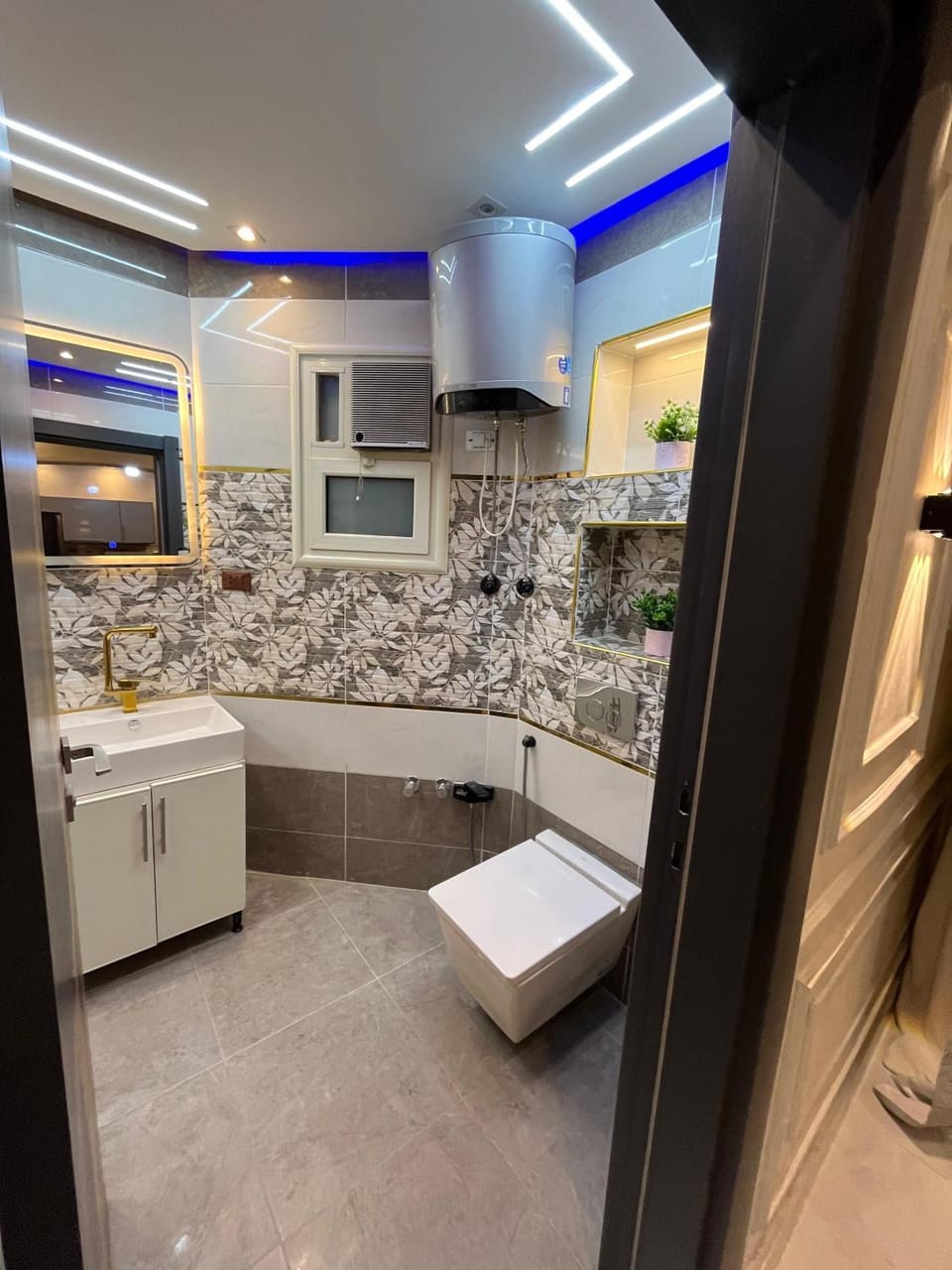 Bathroom, Bath