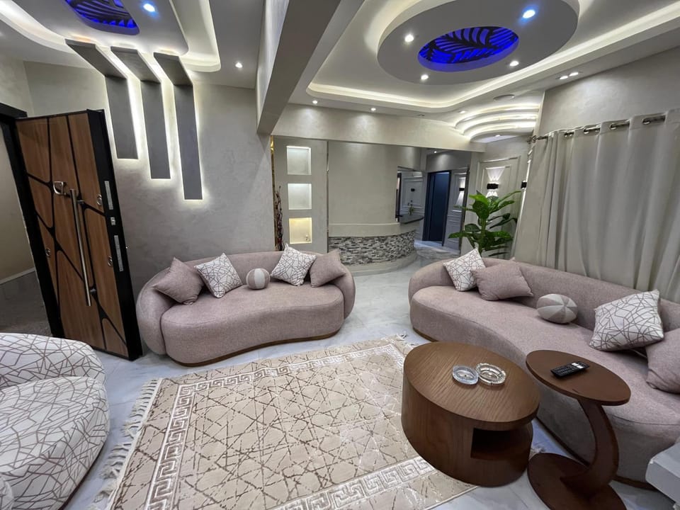 TV and multimedia, Seating area
