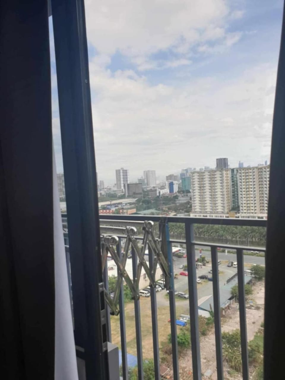 Shore 2 tower 2 Apartment in Pasay