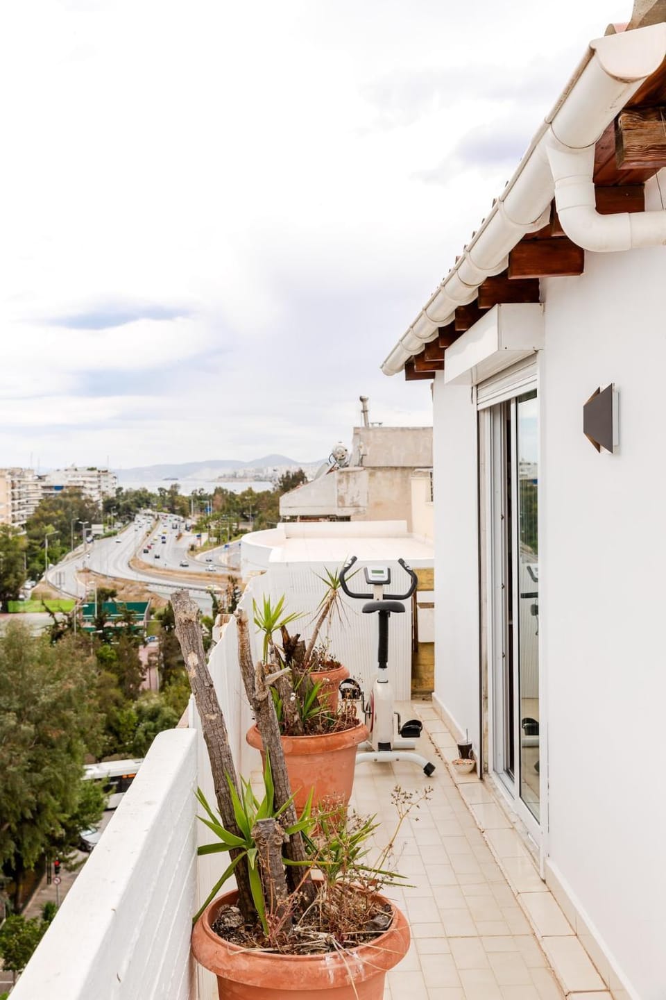 Delimare, Acropolis & Sea View Rooftop, Paleo Faliro Apartment in South Athens