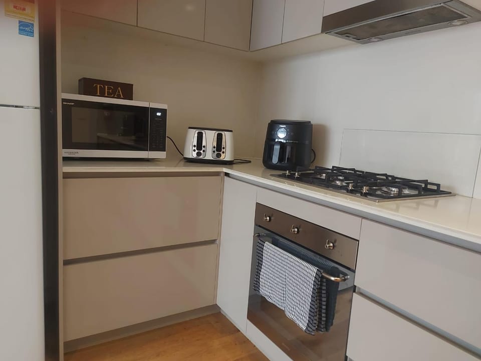28-32 Boisdale 2 Br Apartment in Melbourne