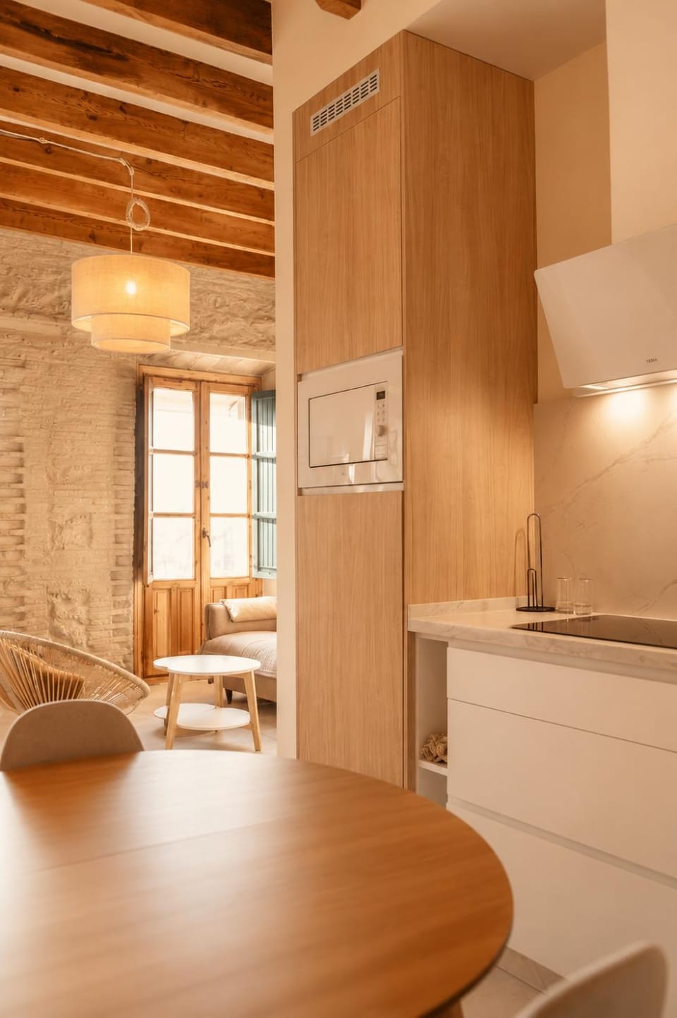 Kitchen or kitchenette, Living room
