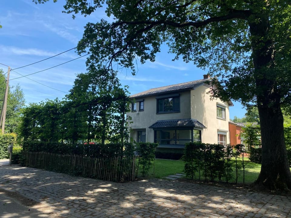 14 beds, 20p, 2 bath-, 1 livingroom House in Peer