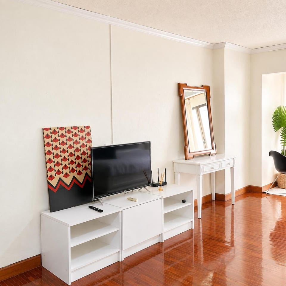 Mid century style near Nimman and Maya Apartment in Chiang Mai