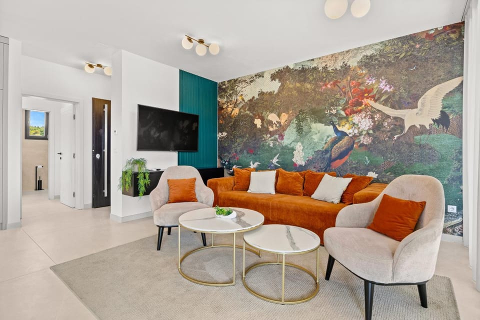 Communal lounge/ TV room, Living room