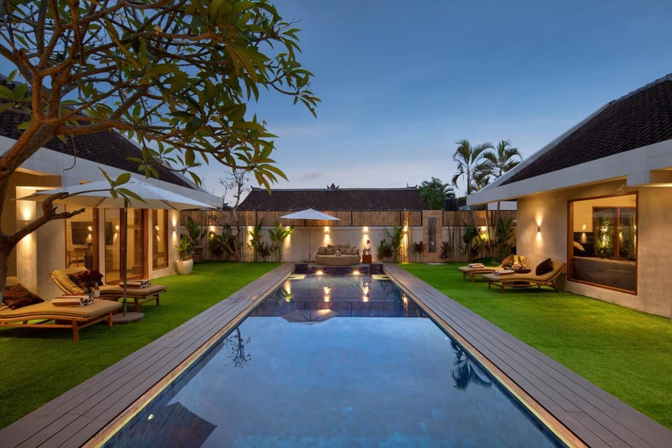 Patio, Garden, Garden view, Pool view, Swimming pool, sunbed