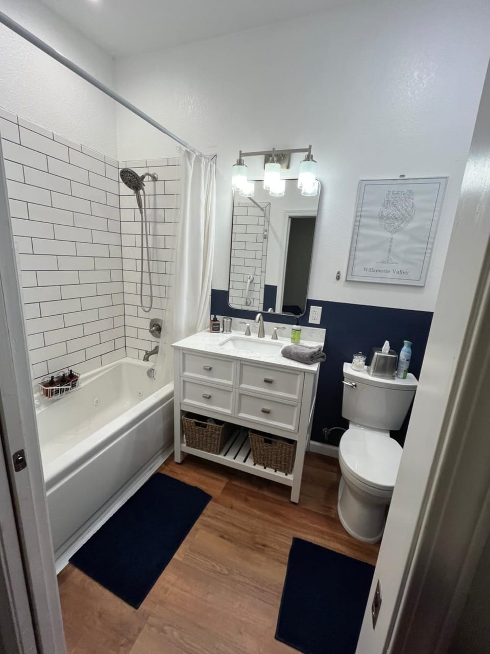 Shower, Toilet, Bathroom, Bath