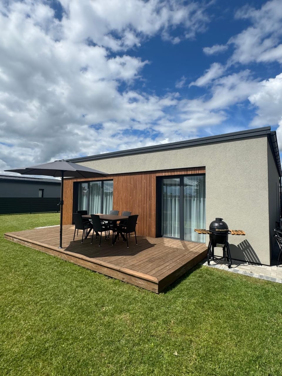8 miegamų vietų SOLUNA vila šalia Klaipėdos House in Klaipėda