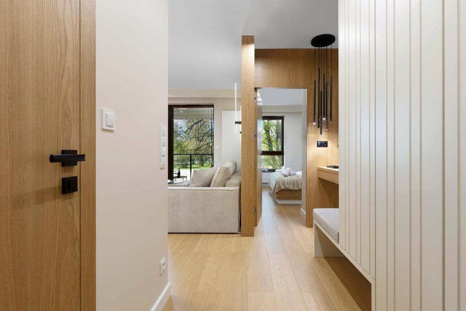 Bed, Living room, Seating area, Bedroom