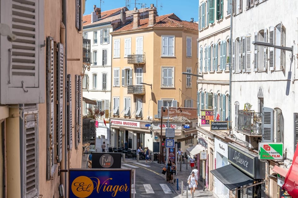 Neighbourhood, City view, Street view