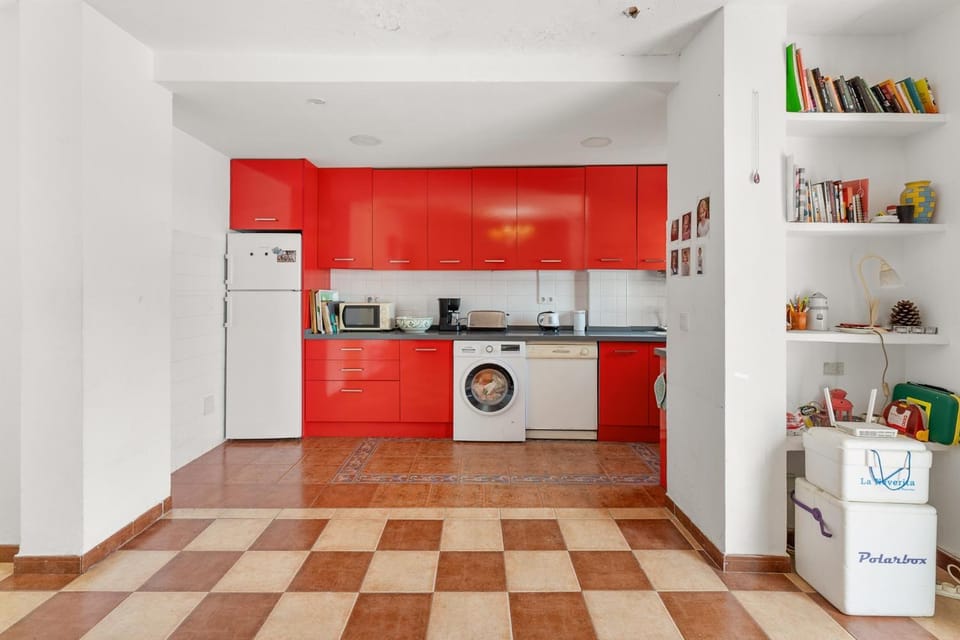 Kitchen or kitchenette, Living room