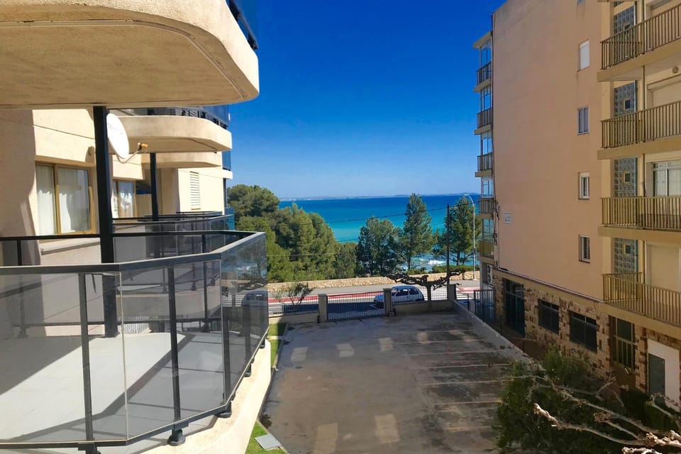 MEDDAYS Apartamento GAVINES Apartment in Miami Platja