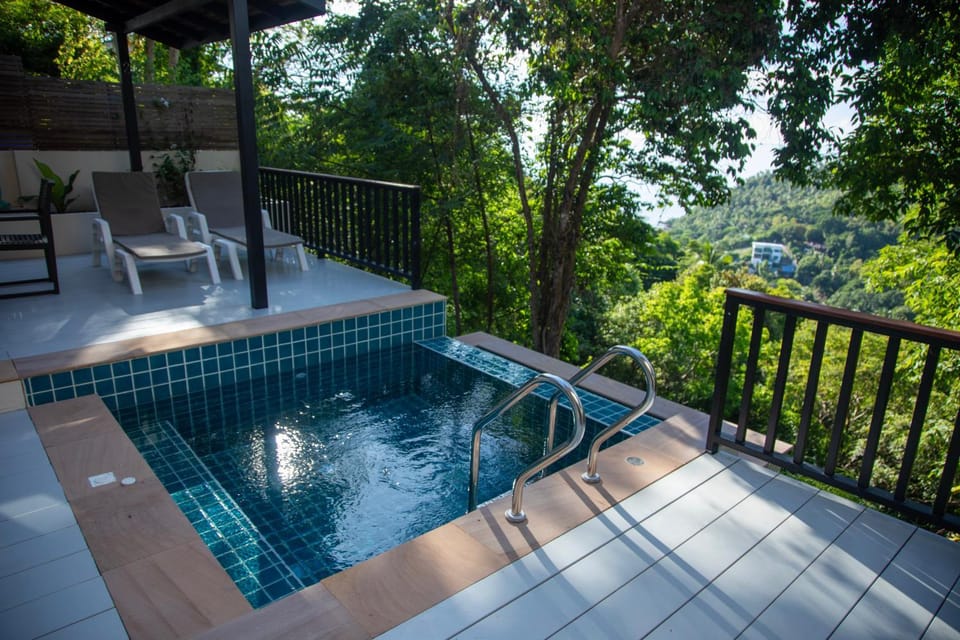 Mountain view, Sea view, Swimming pool, sunbed