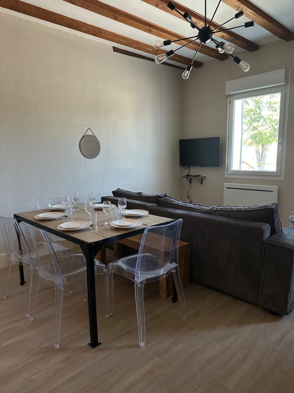 Duplex hyper centre Saint-Vit! Apartment in Jura