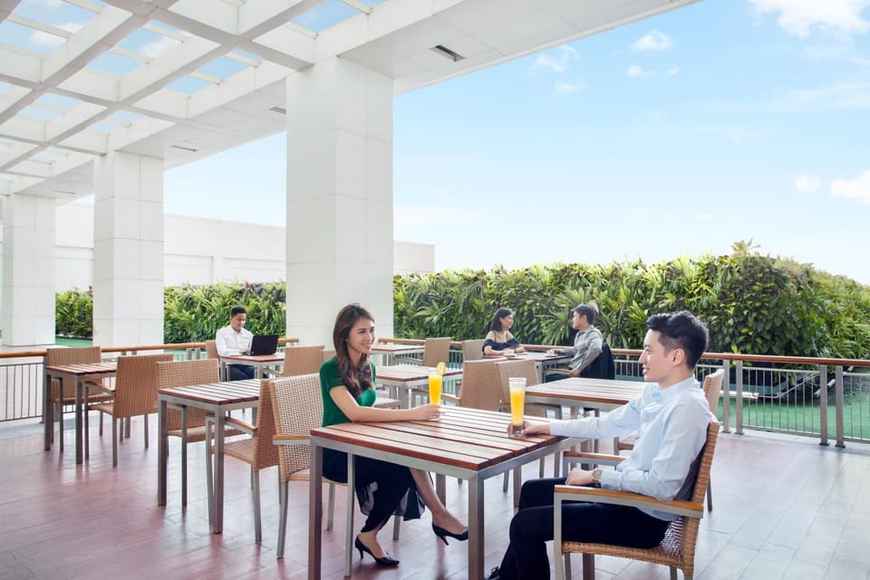 Patio, Balcony/Terrace, Decorative detail, group of guests