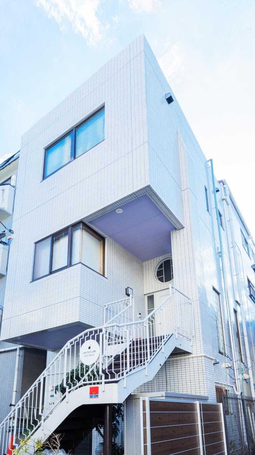 Property building, Facade/entrance