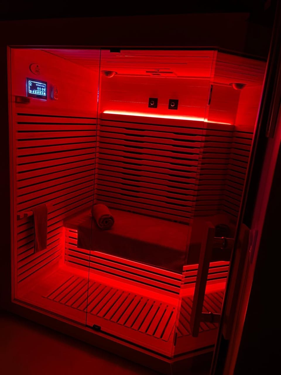 SPA La Maison du Bonheur Suite avec Spa prive pres d Arras Villa in Hauts-de-France