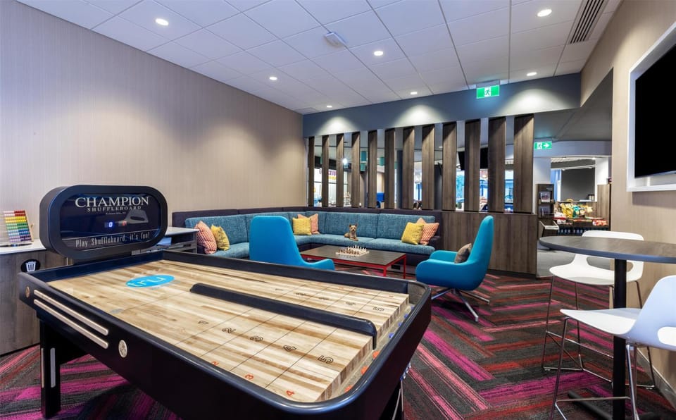 Game Room, Lobby or reception